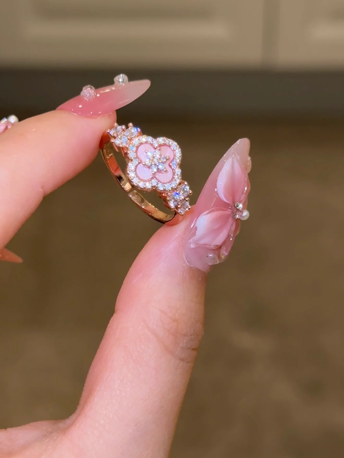 Sakura Cleef Set