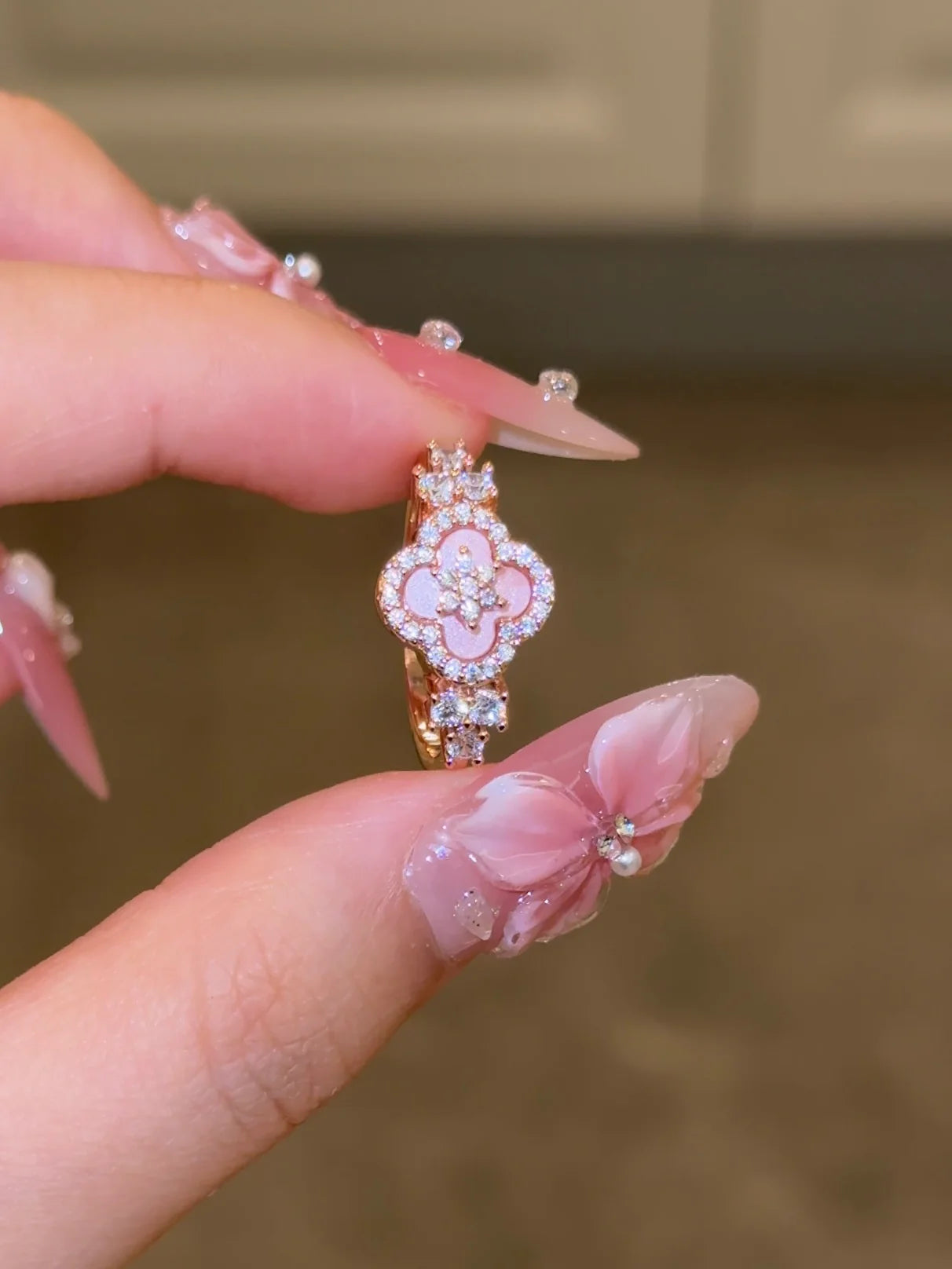 Sakura Cleef Set